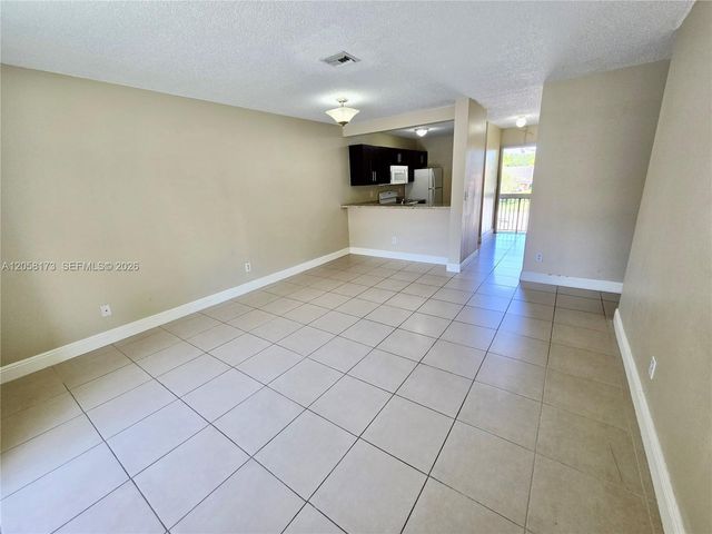 3724 NW 115th Avenue 2724, Coral Springs, FL 33065