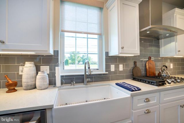 179 APPLE VIEW DR, State College, PA 16801