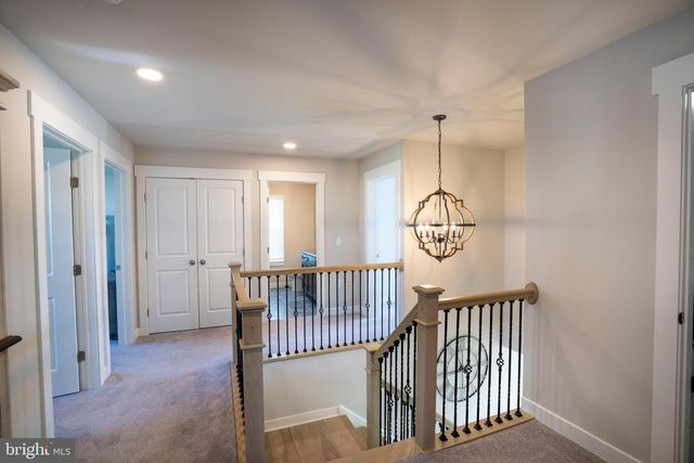 179 APPLE VIEW DR, State College, PA 16801