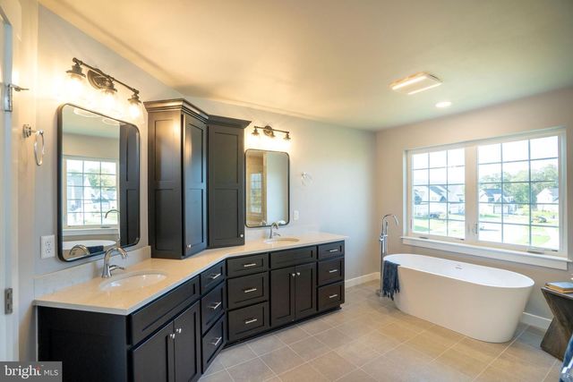 179 APPLE VIEW DR, State College, PA 16801