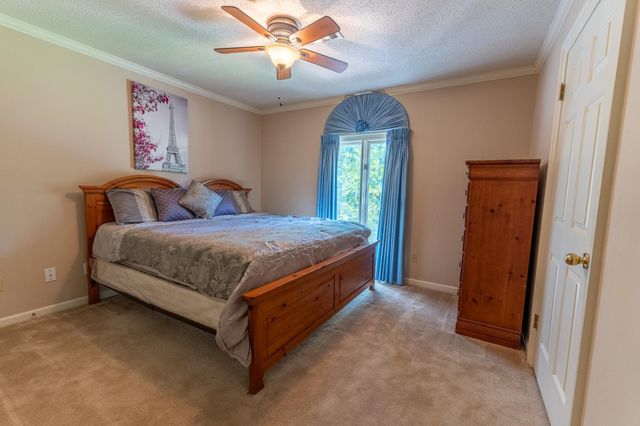2029 WOODCHASE CV, Memphis, TN 38016