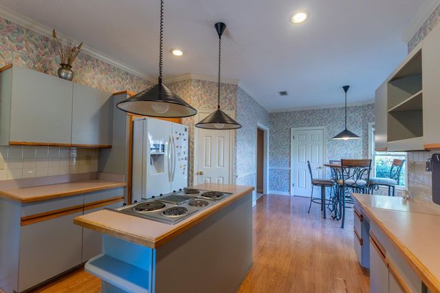 2029 WOODCHASE CV, Memphis, TN 38016