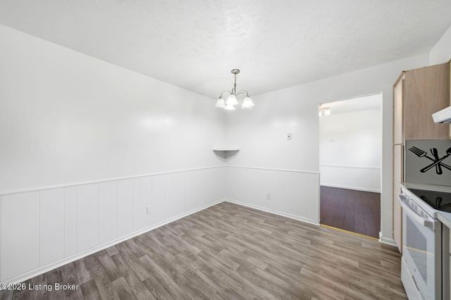 4109 Stony Brook Dr, Jeffersontown, KY 40299