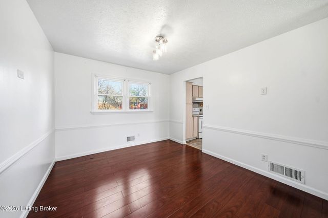4109 Stony Brook Dr, Jeffersontown, KY 40299