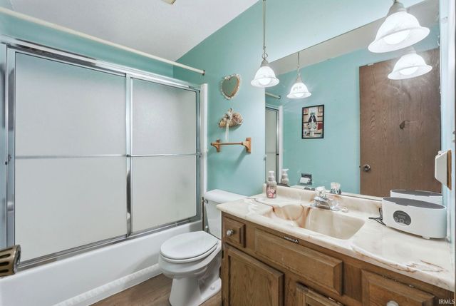 8809 Voyager Drive, Fort Wayne, IN 46804