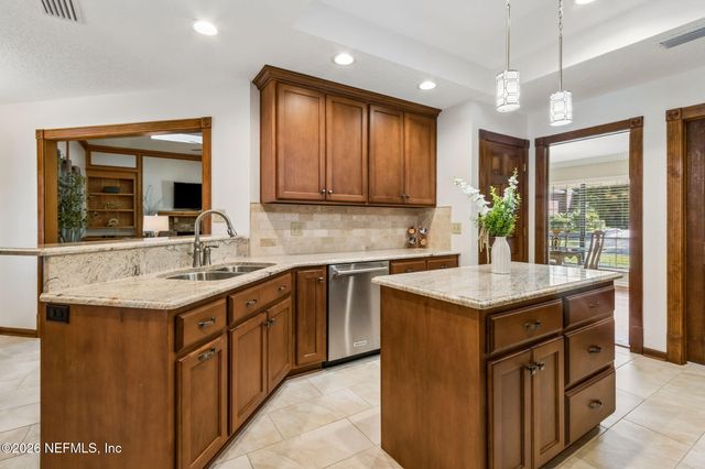 3822 SARAH BROOKE Court, Jacksonville, FL 32277