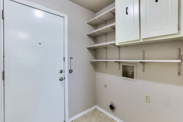 7020 Stonybrooke Drive, North Richland Hills, TX 76182
