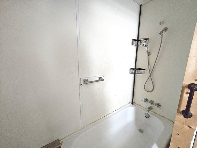 127 Navaho Trail, Trinity, TX 75862