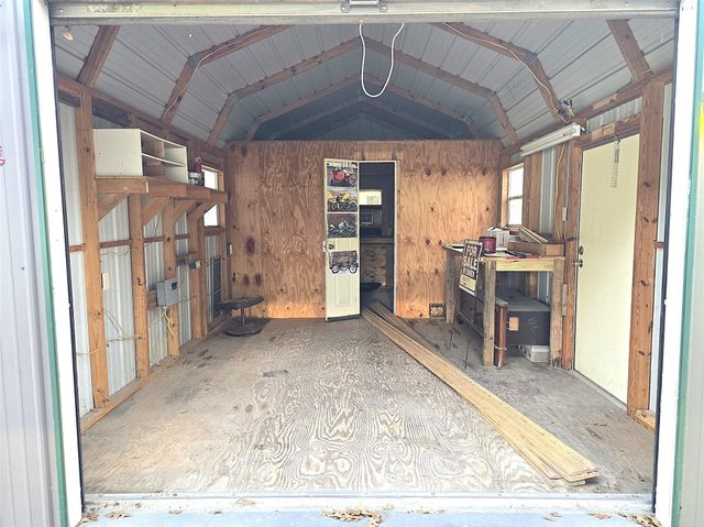 127 Navaho Trail, Trinity, TX 75862