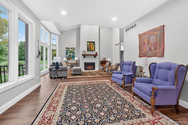 45536 Glengarry Boulevard, Canton, MI 48188
