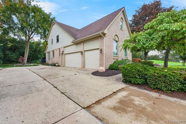 45536 Glengarry Boulevard, Canton, MI 48188