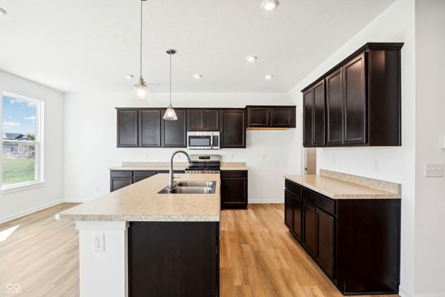 1045 Bevy Boulevard, Danville, IN 46122