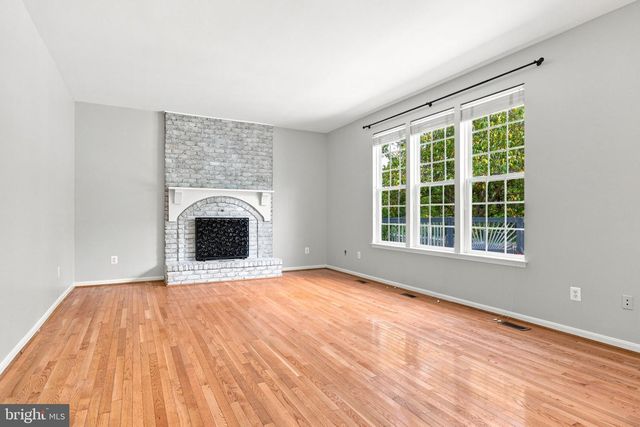 4802 CLARENDON DR, Frederick, MD 21703