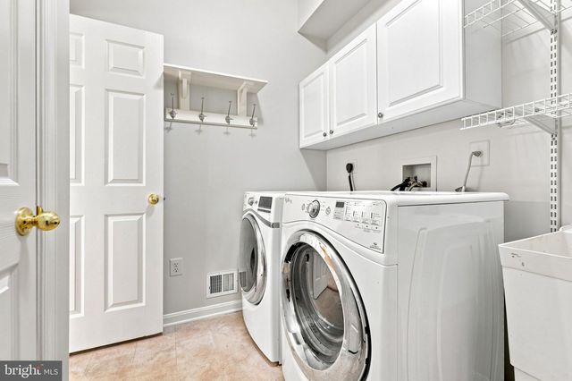 4802 CLARENDON DR, Frederick, MD 21703