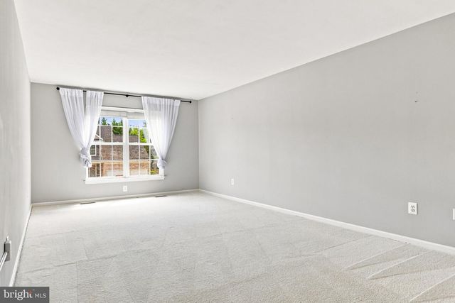 4802 CLARENDON DR, Frederick, MD 21703
