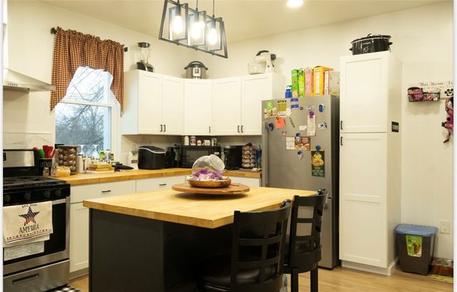 204 Pine Hill Rd, W Kittanning Boro, PA 16201