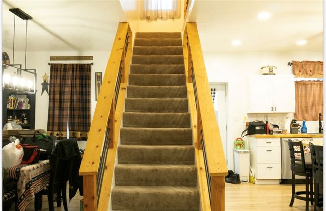 204 Pine Hill Rd, W Kittanning Boro, PA 16201