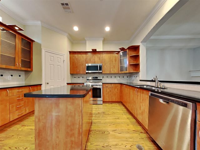 1812 Rosalie Street, Houston, TX 77004