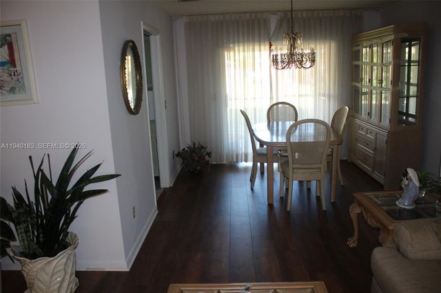 1419 40th St, West Palm Beach, FL 33407