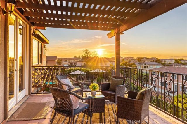 18664 Lemonwood Ln, Riverside, CA 92508