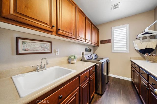 18664 Lemonwood Ln, Riverside, CA 92508