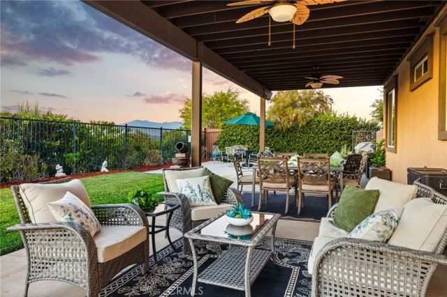 18664 Lemonwood Ln, Riverside, CA 92508