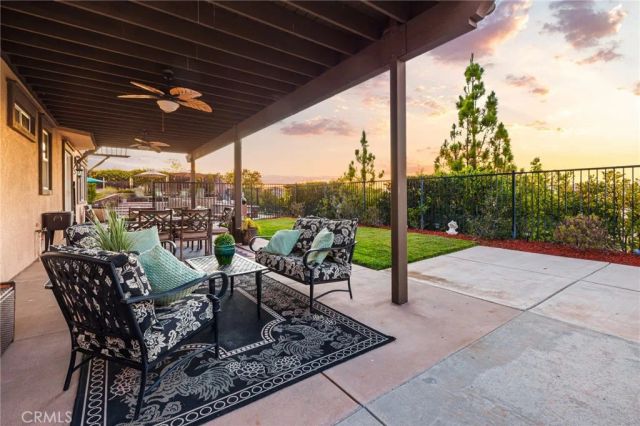18664 Lemonwood Ln, Riverside, CA 92508