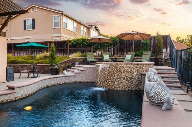 18664 Lemonwood Ln, Riverside, CA 92508