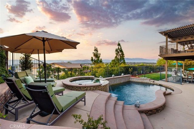 18664 Lemonwood Ln, Riverside, CA 92508