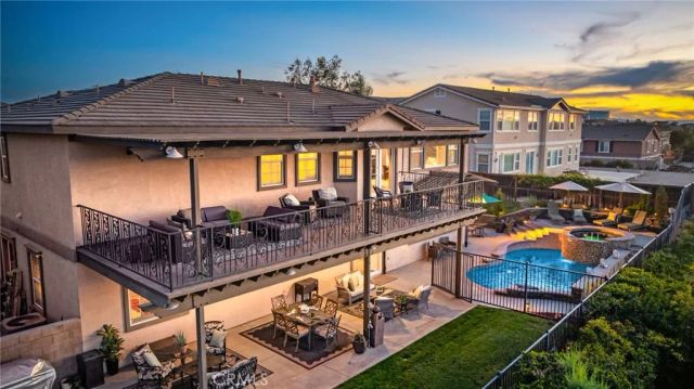 18664 Lemonwood Ln, Riverside, CA 92508
