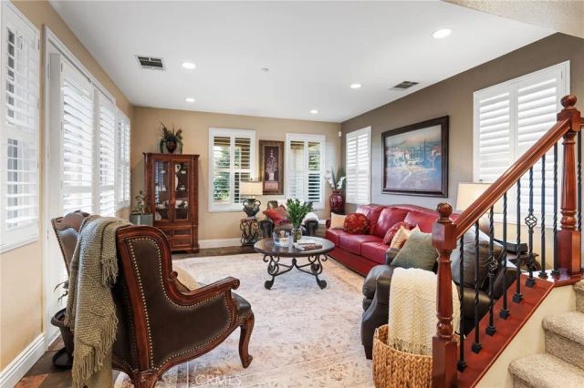 18664 Lemonwood Ln, Riverside, CA 92508