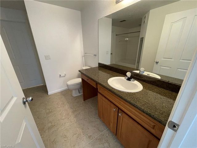 12940 Positano CIR 202, Naples, FL 34105