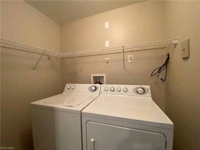 12940 Positano CIR 202, Naples, FL 34105