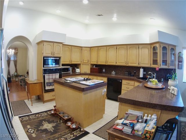 8736 Procyon Street, Las Vegas, NV 89139