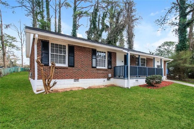 624 Robert E Lee Parkway, Jonesboro, GA 30238