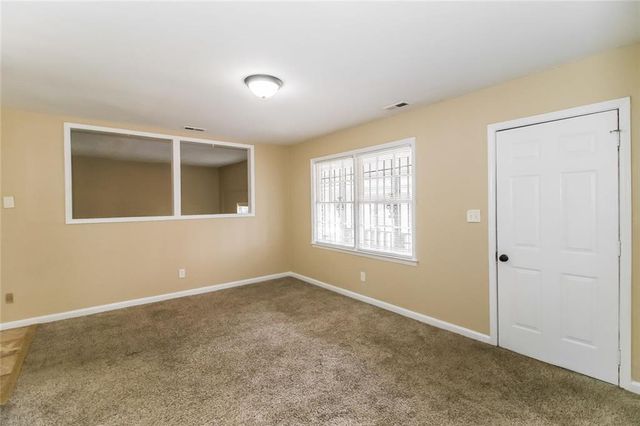 624 Robert E Lee Parkway, Jonesboro, GA 30238