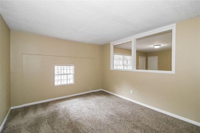 624 Robert E Lee Parkway, Jonesboro, GA 30238