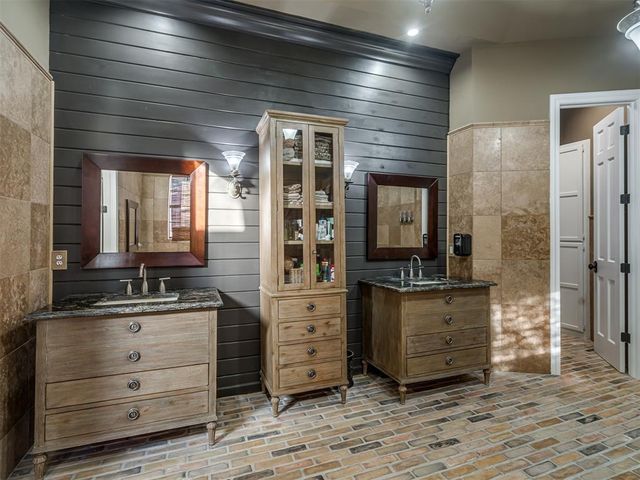 4320 Canaan Creek Road, Edmond, OK 73034