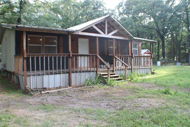 148 Golden Oaks Drive, Mabank, TX 75156
