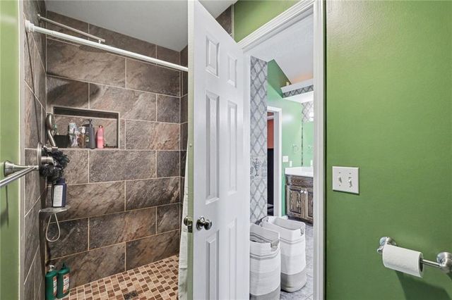 801 SW Shorthorn Drive, Grain Valley, MO 64029