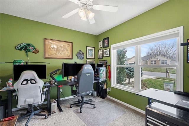 801 SW Shorthorn Drive, Grain Valley, MO 64029