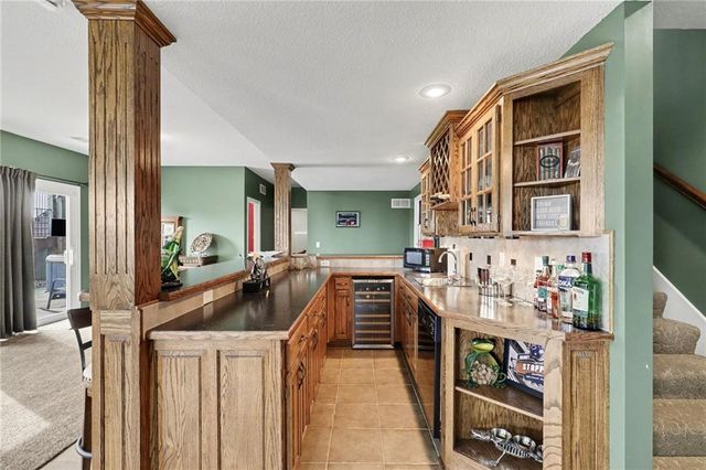 801 SW Shorthorn Drive, Grain Valley, MO 64029