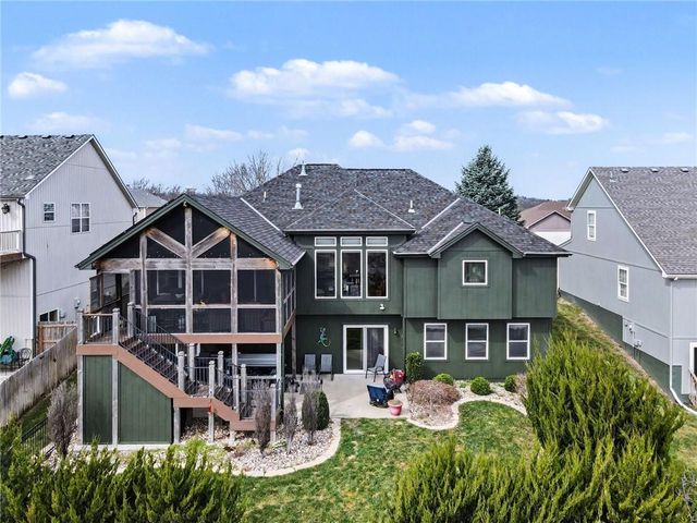 801 SW Shorthorn Drive, Grain Valley, MO 64029