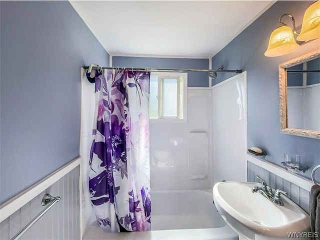 79 Mafalda Drive, Cheektowaga, NY 14215