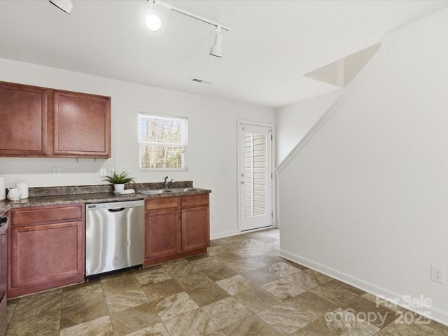 4912 Potter Road, Matthews, NC 28104