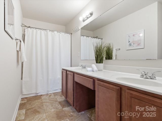 4912 Potter Road, Matthews, NC 28104