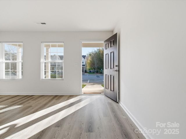 4912 Potter Road, Matthews, NC 28104