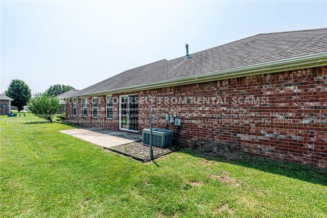 245 Ravenwood Road A, Siloam Springs, AR 72761