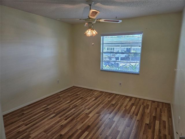 908 HENDON COURT 129, Sun City Center, FL 33573