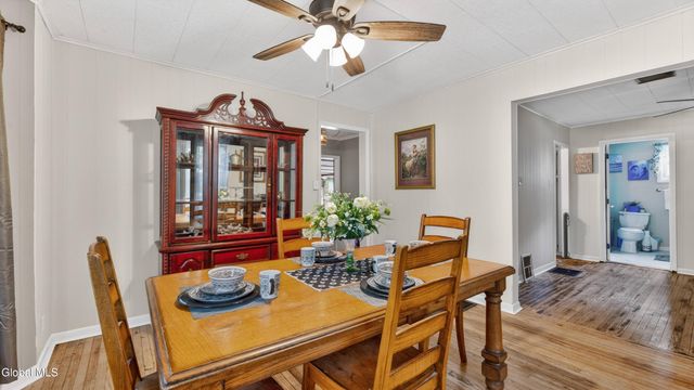 33 Clyde Street, Gloversville, NY 12078